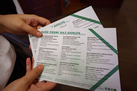 Srečanje otroških in mladinskih pevskih zborov, Naše pesmi naj donijo (9)